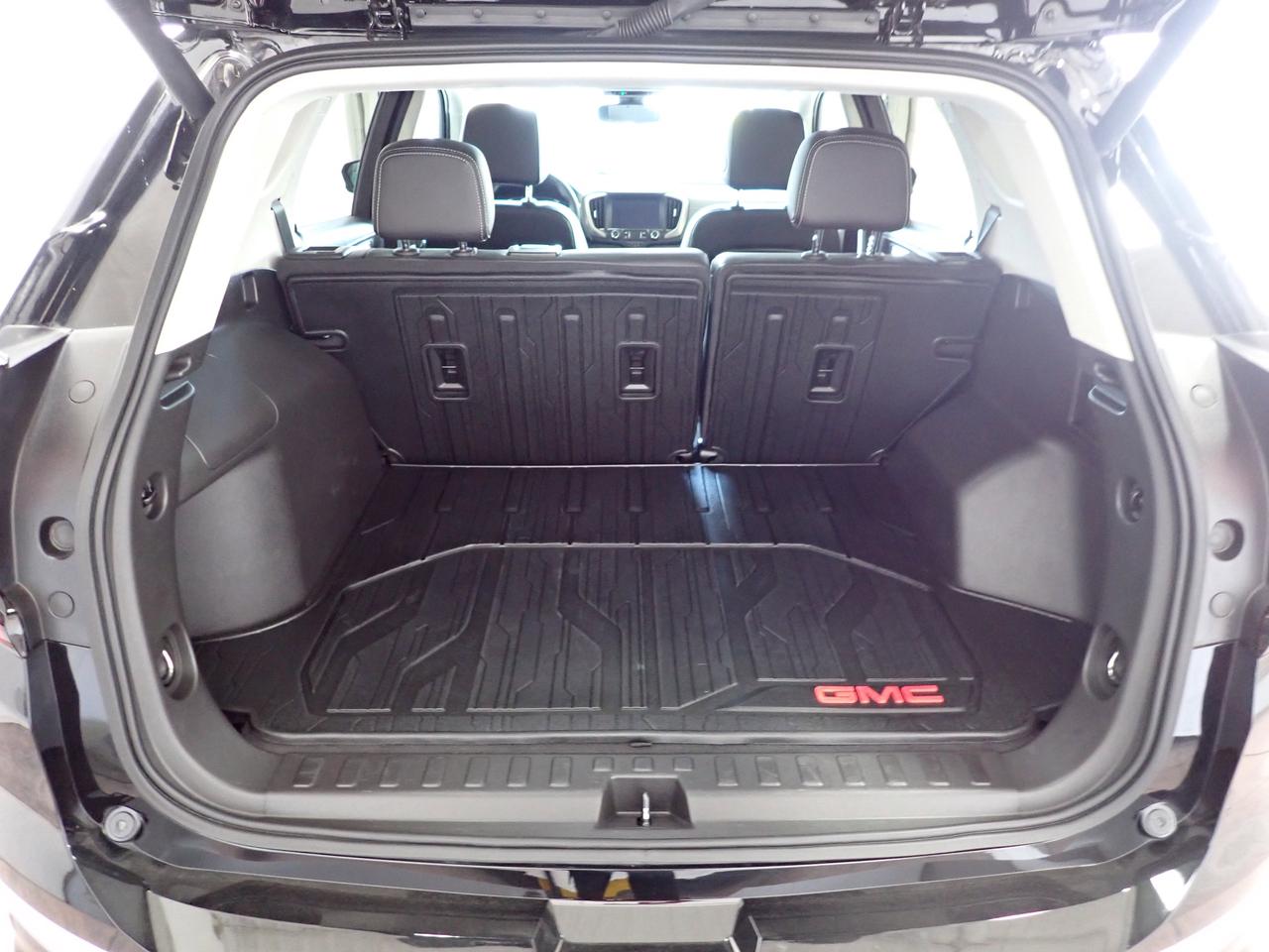 2024 GMC Terrain Denali AWD 4DR LEATHER NAVI SUNROOF Photo