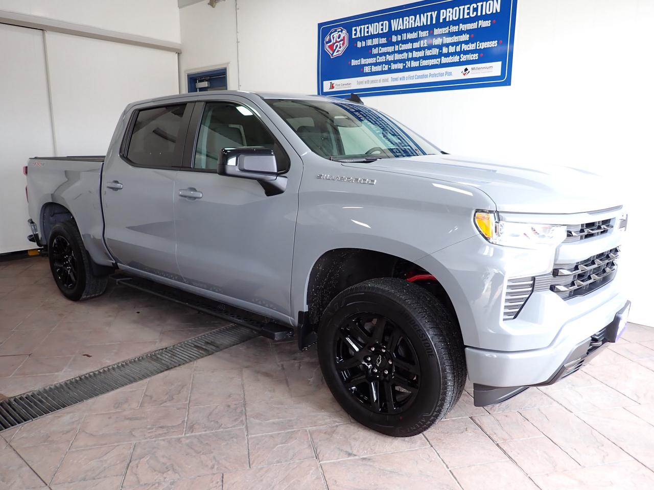 2024 Chevrolet Silverado 1500 RST 4WD CREW CAB 6 PASS 5'8 BOX Photo