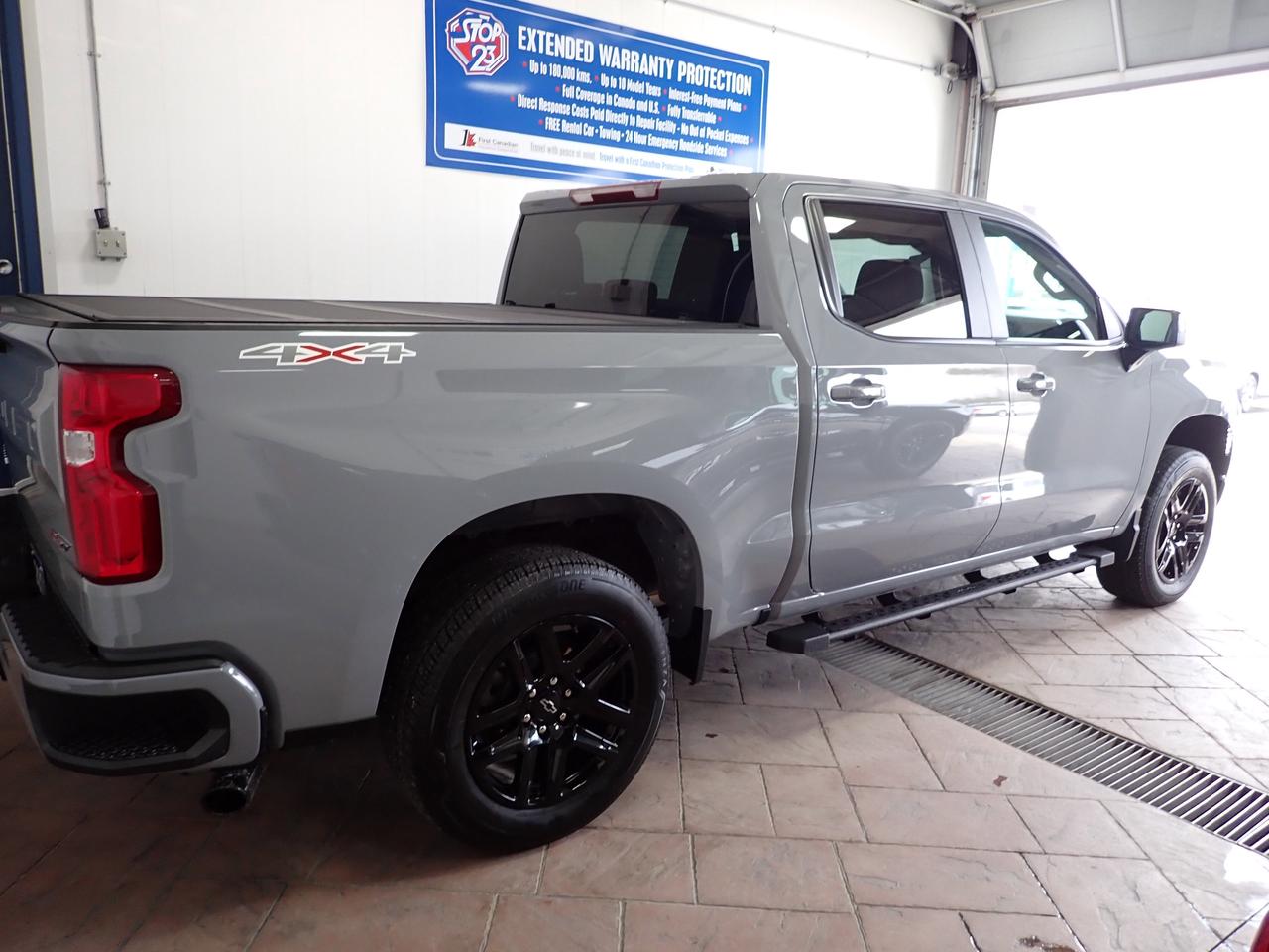 2024 Chevrolet Silverado 1500 RST 4WD CREW CAB 6 PASS 5'8 BOX Photo
