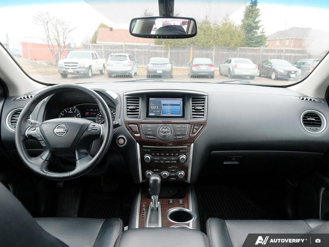 2015 Nissan Pathfinder 4WD 4DR SL Photo