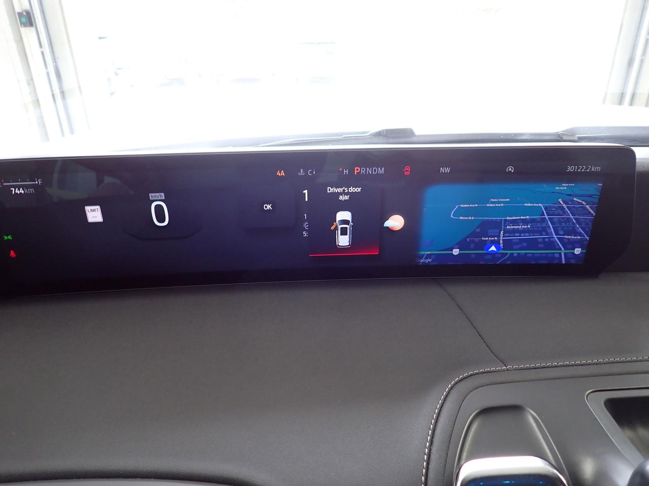 2025 Ford Expedition Platinum Max 4WD LEATHER NAVI SUNROOF BUCKETS 4WD Photo