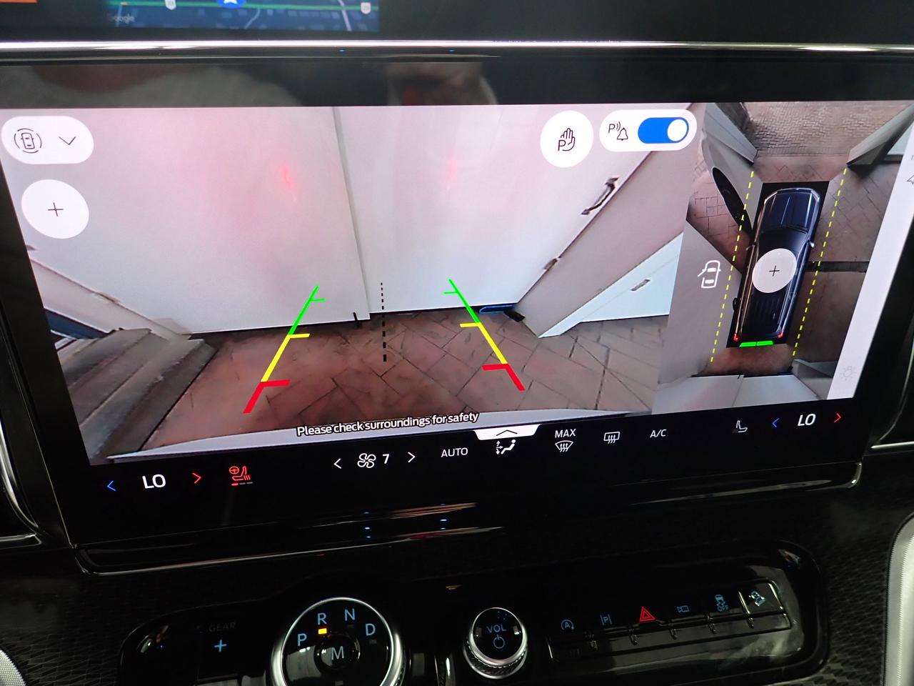 2025 Ford Expedition Platinum Max 4WD LEATHER NAVI SUNROOF BUCKETS 4WD Photo