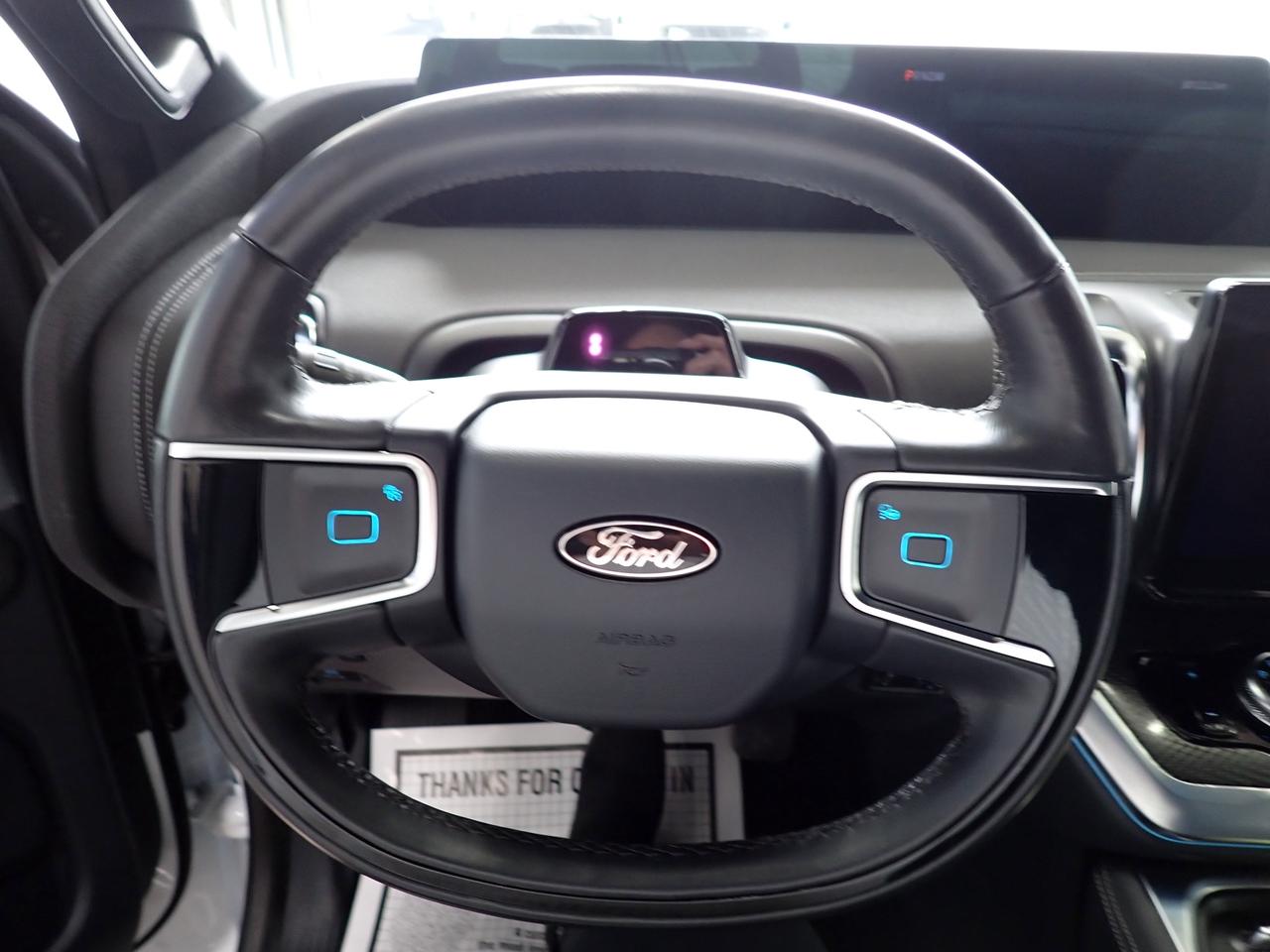 2025 Ford Expedition Platinum Max 4WD LEATHER NAVI SUNROOF BUCKETS 4WD Photo