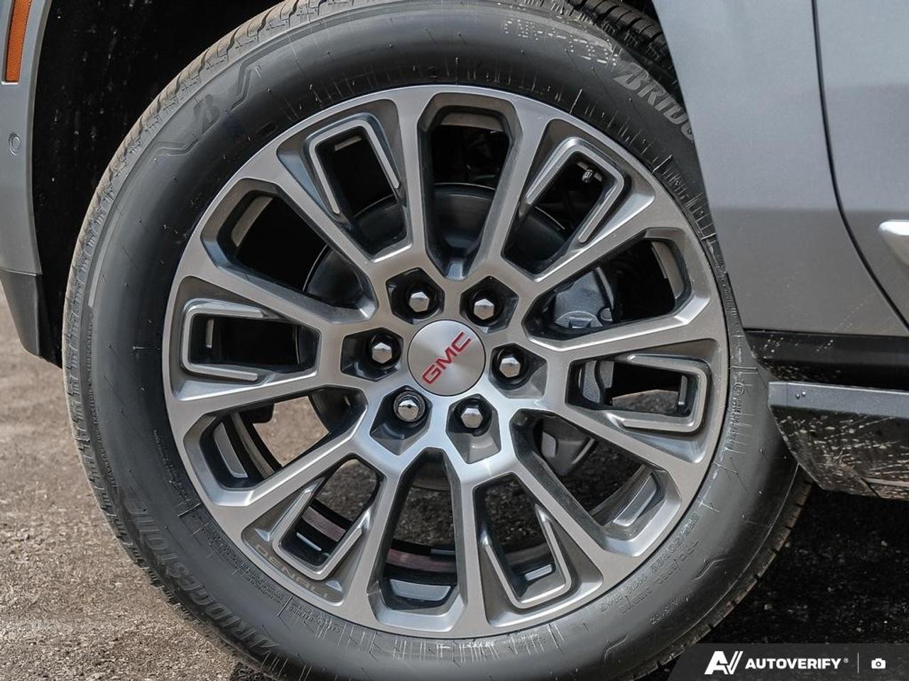 2026 GMC Yukon XL 4WD 4DR DENALI Photo