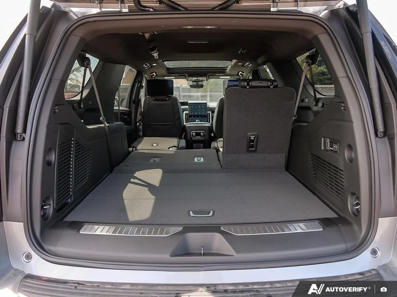 2026 GMC Yukon XL 4WD 4DR DENALI Photo