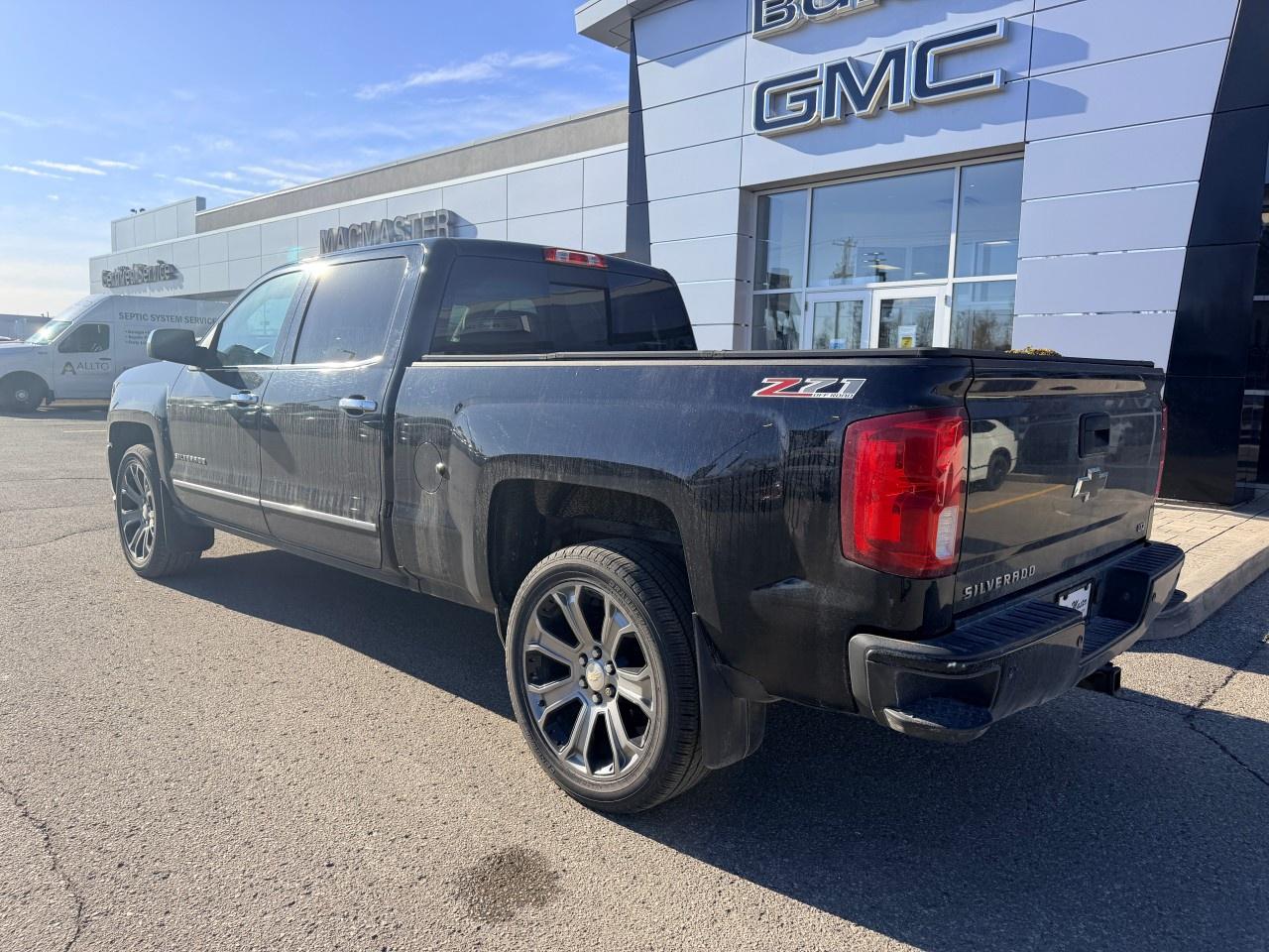 2017 Chevrolet Silverado 1500 Crew Cab Standard Box 4-Wheel Drive LTZ w/2LZ Photo