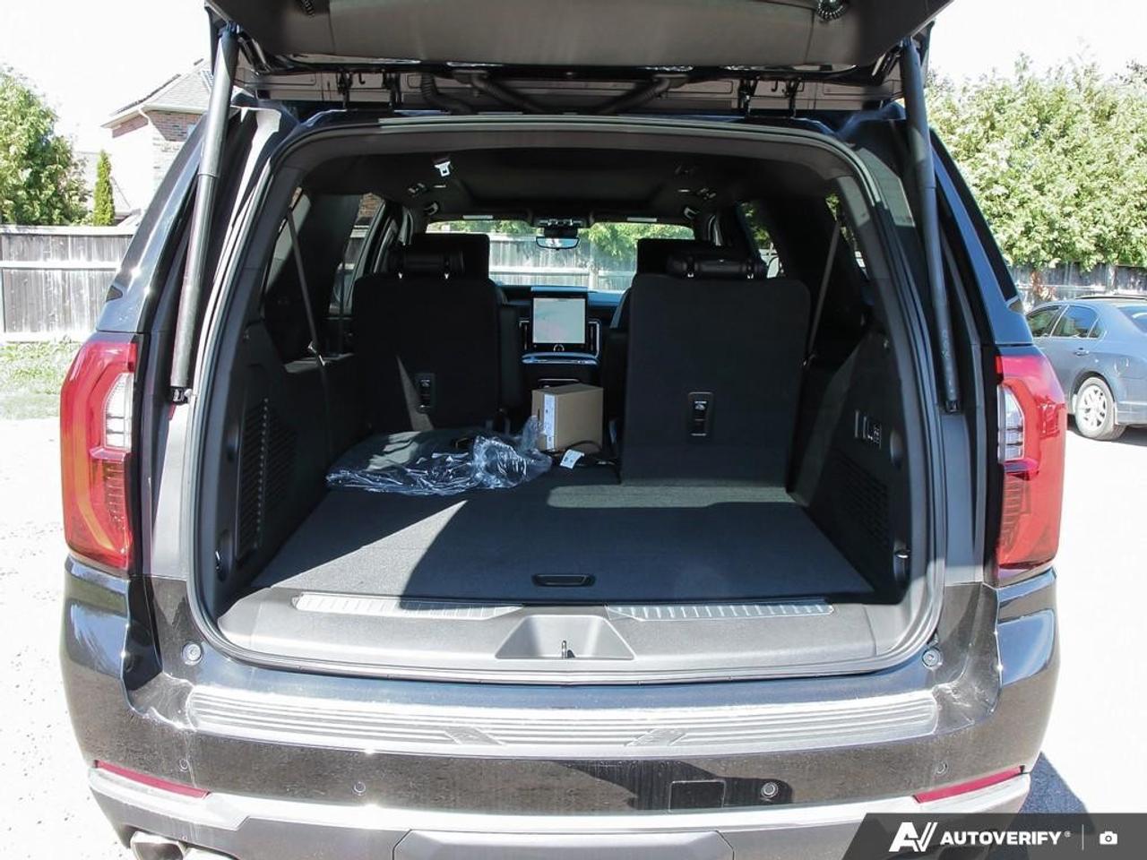 2026 GMC Yukon XL 4WD 4DR DENALI Photo