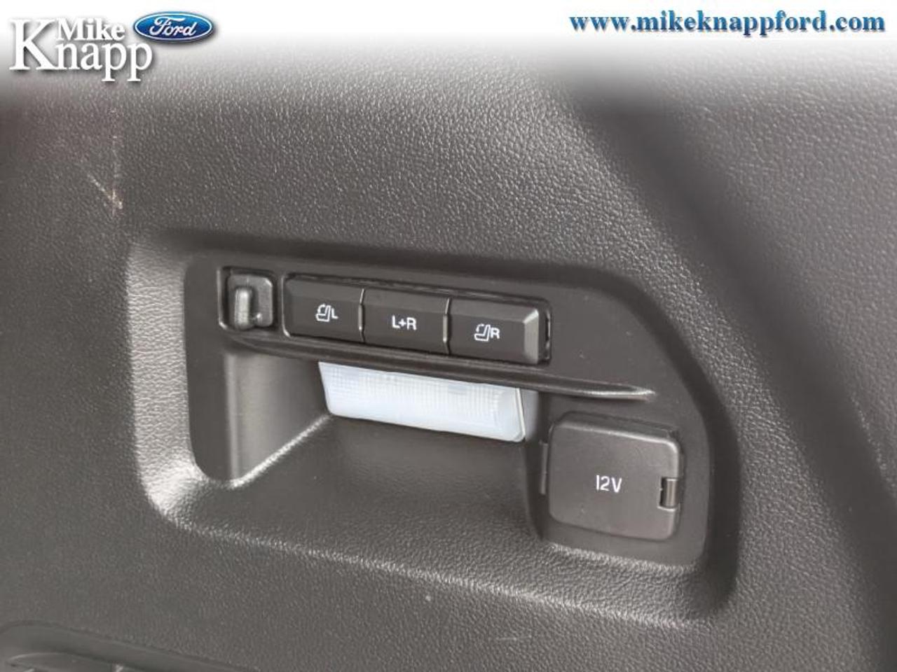 2020 Ford Explorer ST Photo