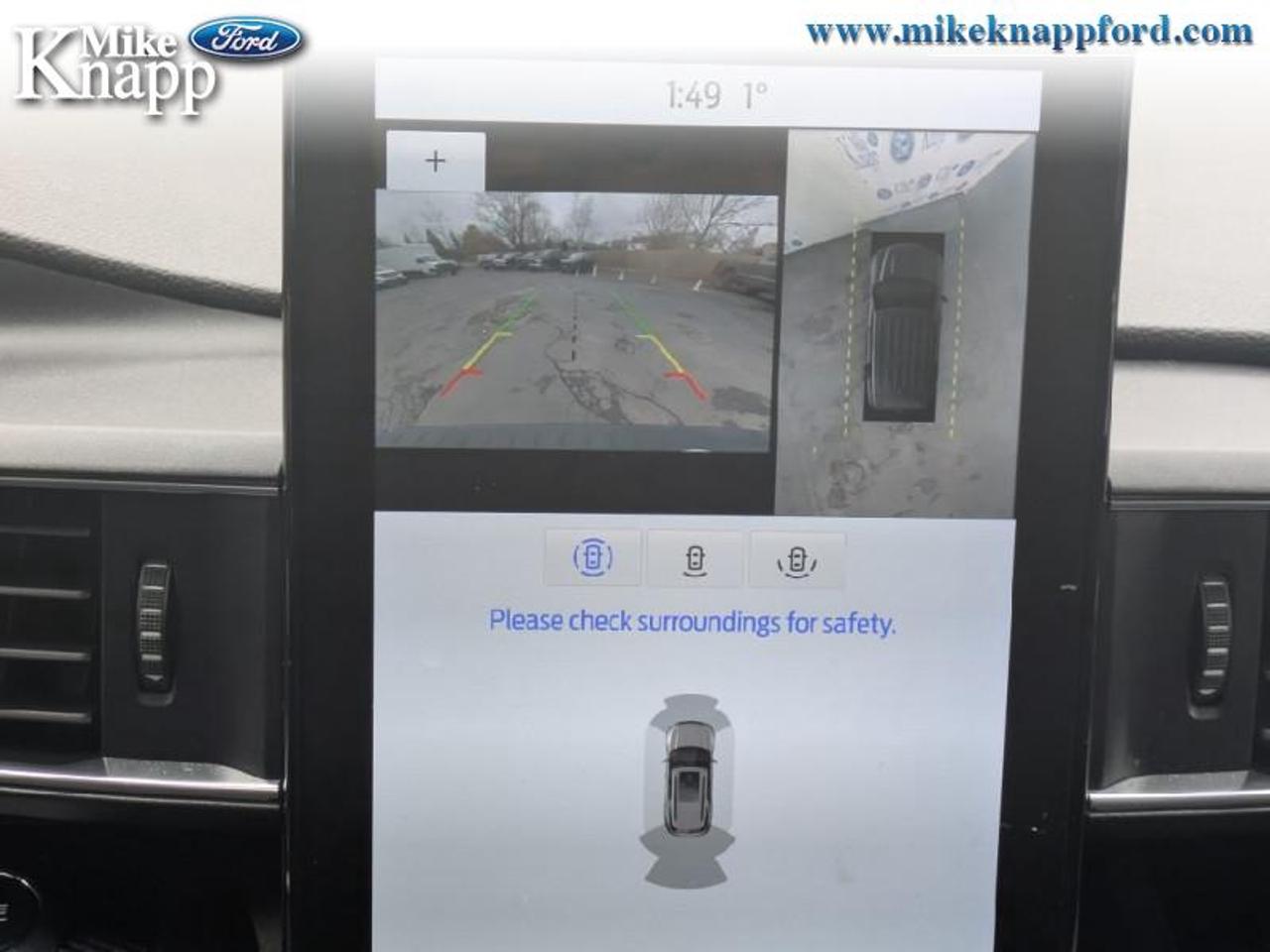 2020 Ford Explorer ST Photo