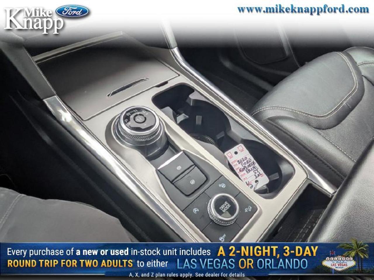 2020 Ford Explorer ST Photo