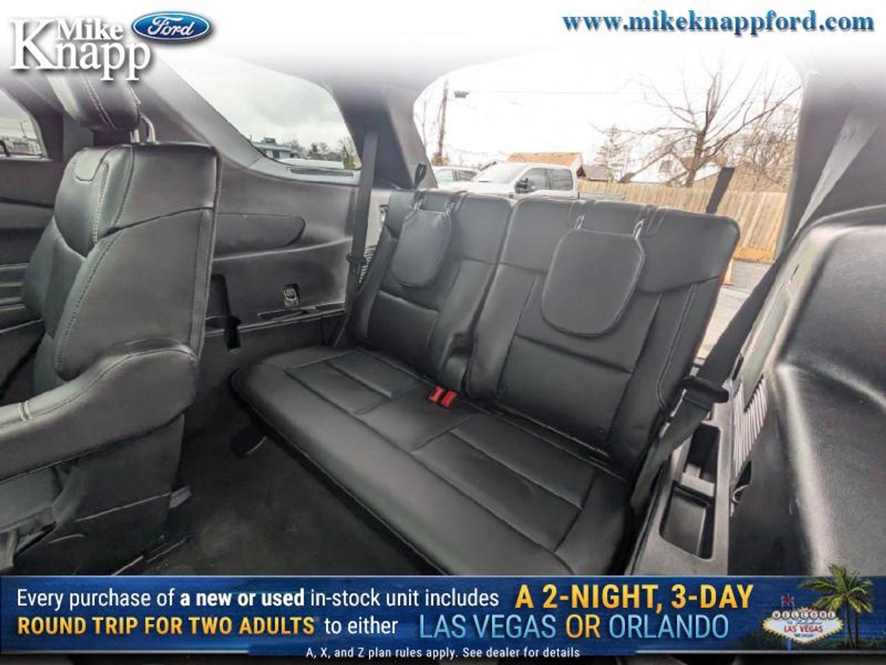 2020 Ford Explorer ST Photo