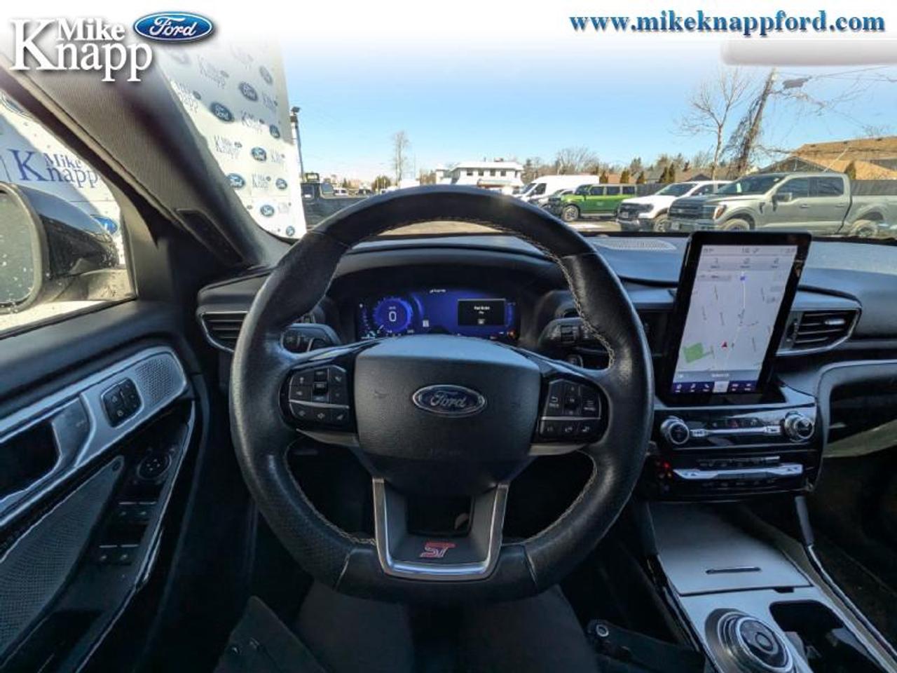 2022 Ford Explorer ST Photo