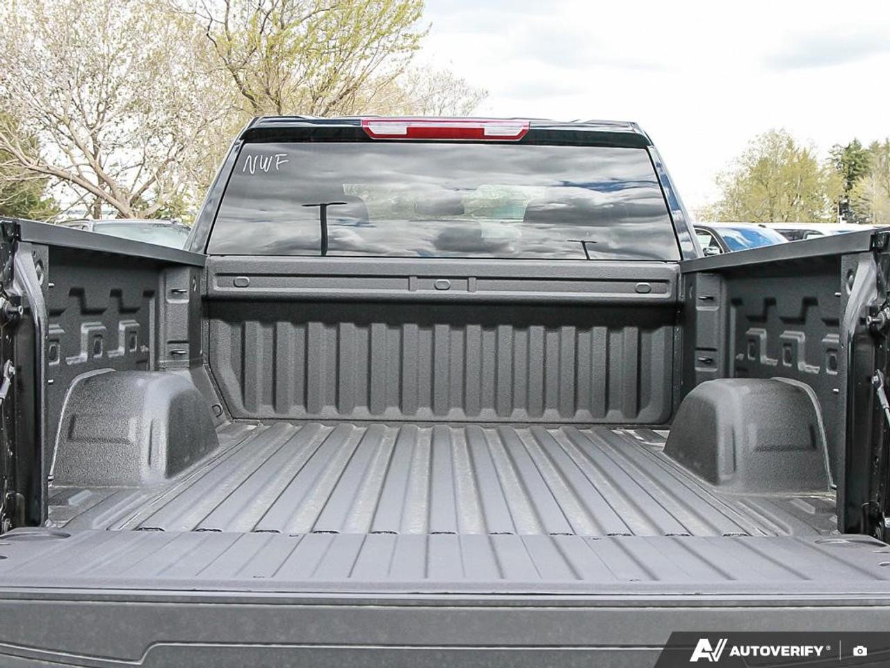 2026 GMC Sierra 1500 Double Cab Standard Box 4-Wheel Drive Pro Photo