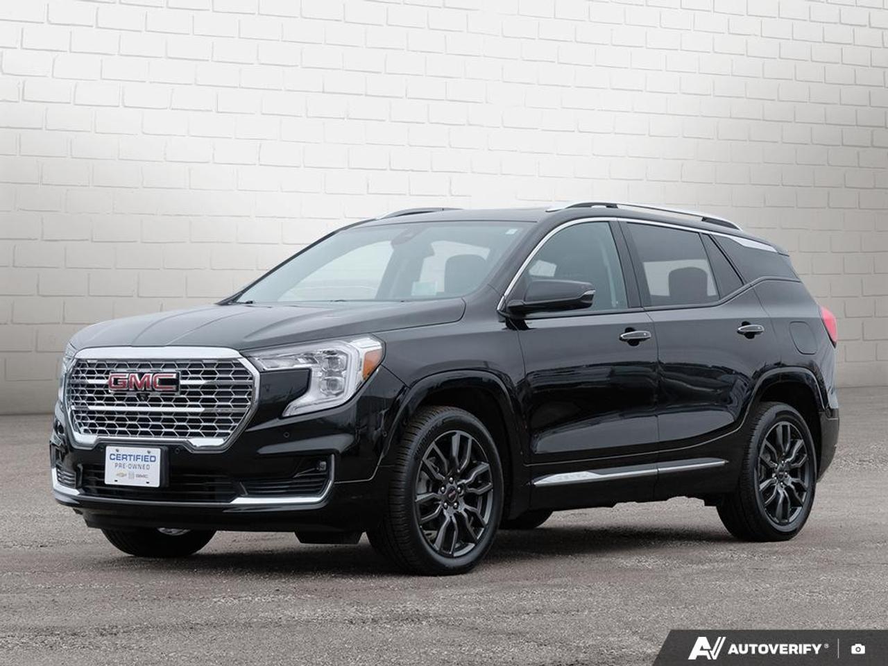 2023 GMC Terrain AWD Denali Photo