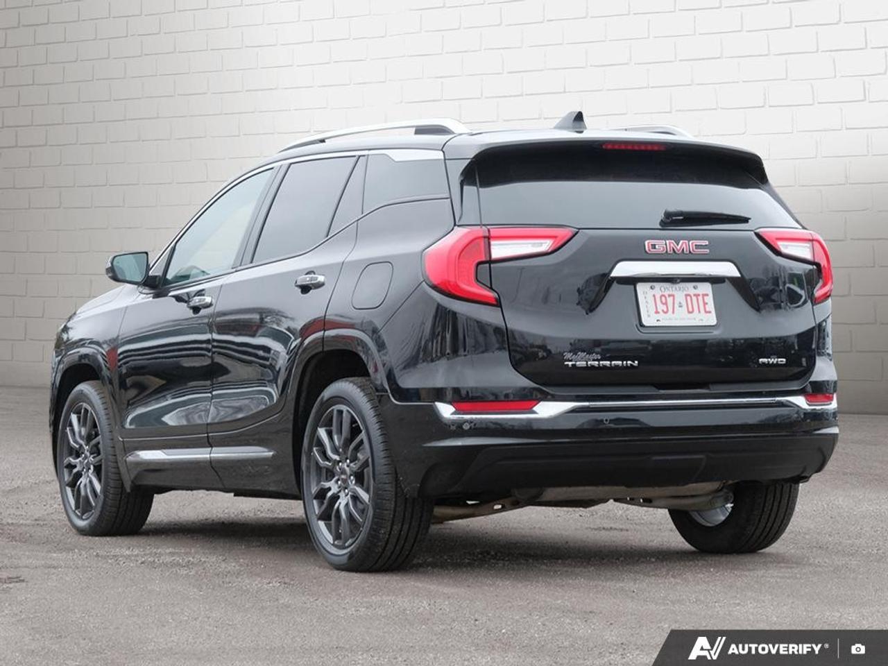 2023 GMC Terrain AWD Denali Photo