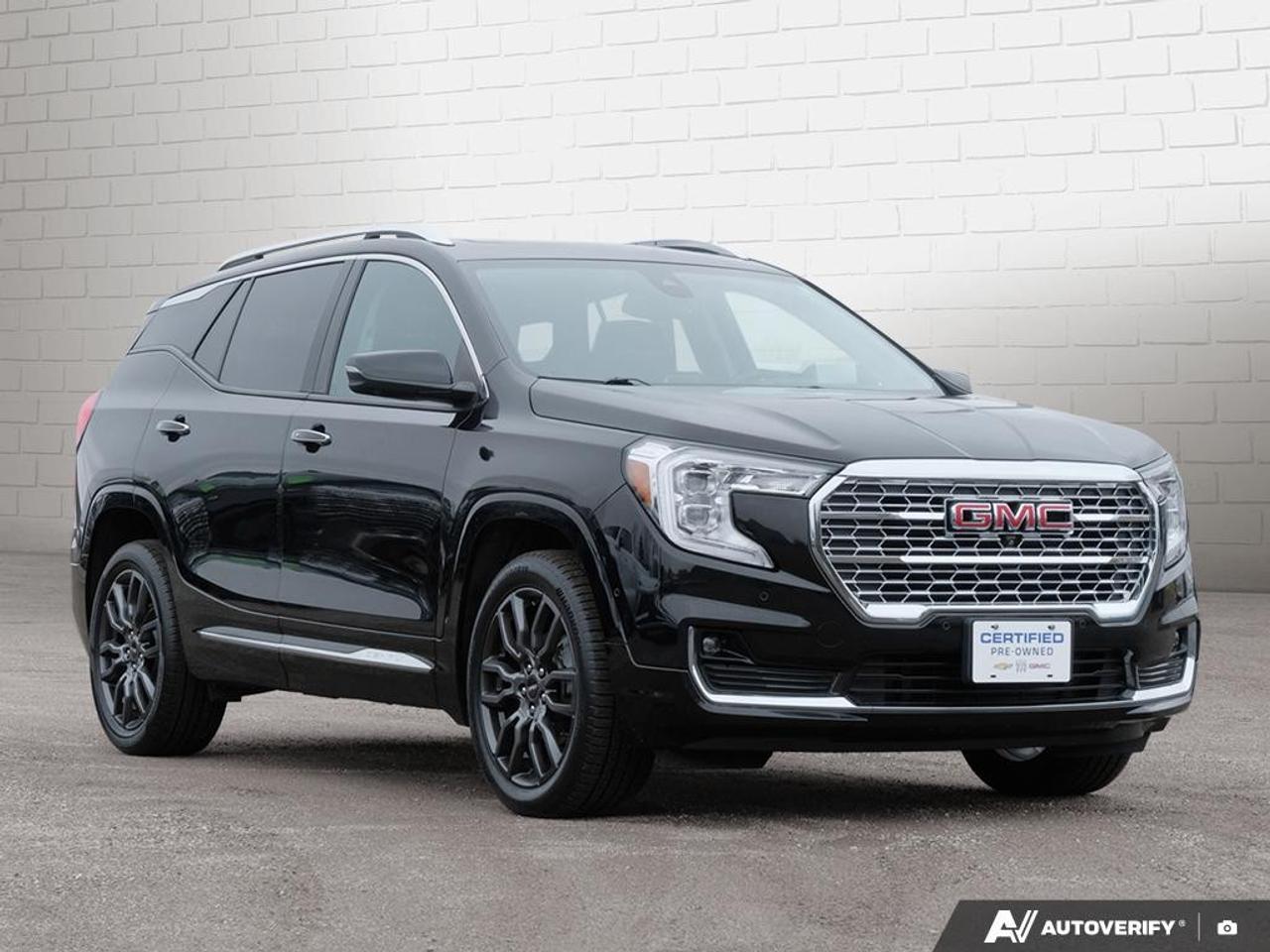 2023 GMC Terrain AWD Denali Photo