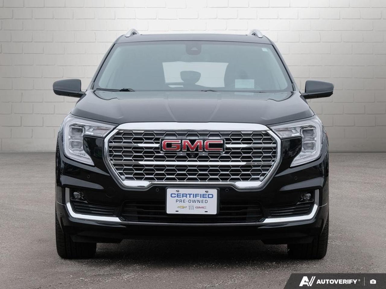 2023 GMC Terrain AWD Denali Photo