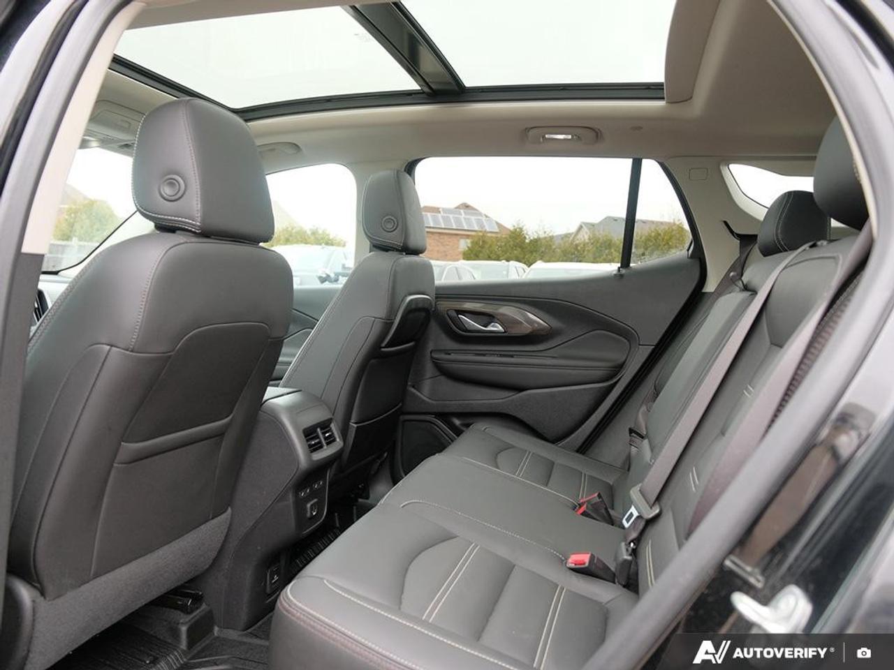 2023 GMC Terrain AWD Denali Photo