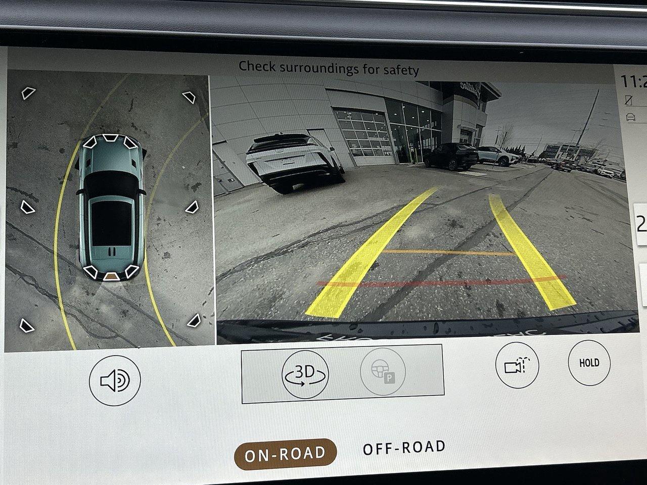 2024 Land Rover Range Rover Sport P400 Dynamic HSE Low KMS 22 Inch Wheels Adaptive C Photo