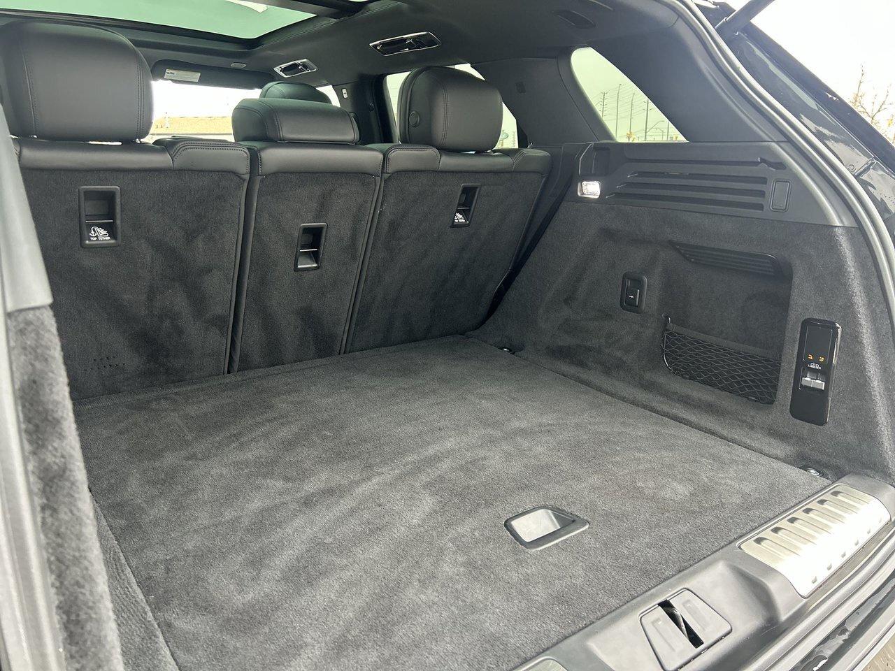 2024 Land Rover Range Rover Sport P400 Dynamic HSE Low KMS 22 Inch Wheels Adaptive C Photo