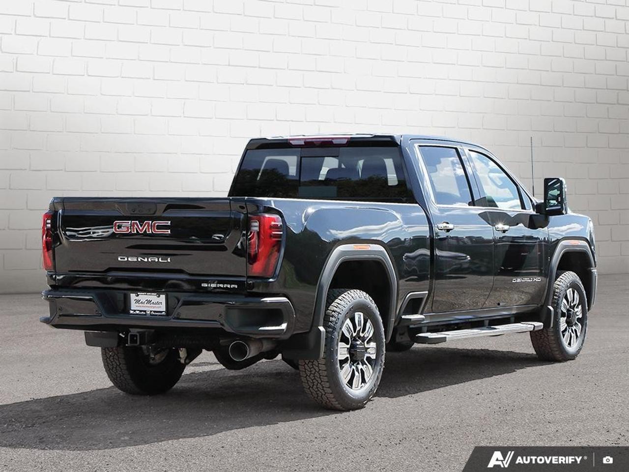 2026 GMC SIERRA 2500HD Crew Cab Standard Box 4-Wheel Drive Denali Photo