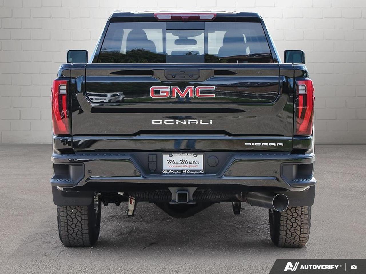 2026 GMC SIERRA 2500HD Crew Cab Standard Box 4-Wheel Drive Denali Photo