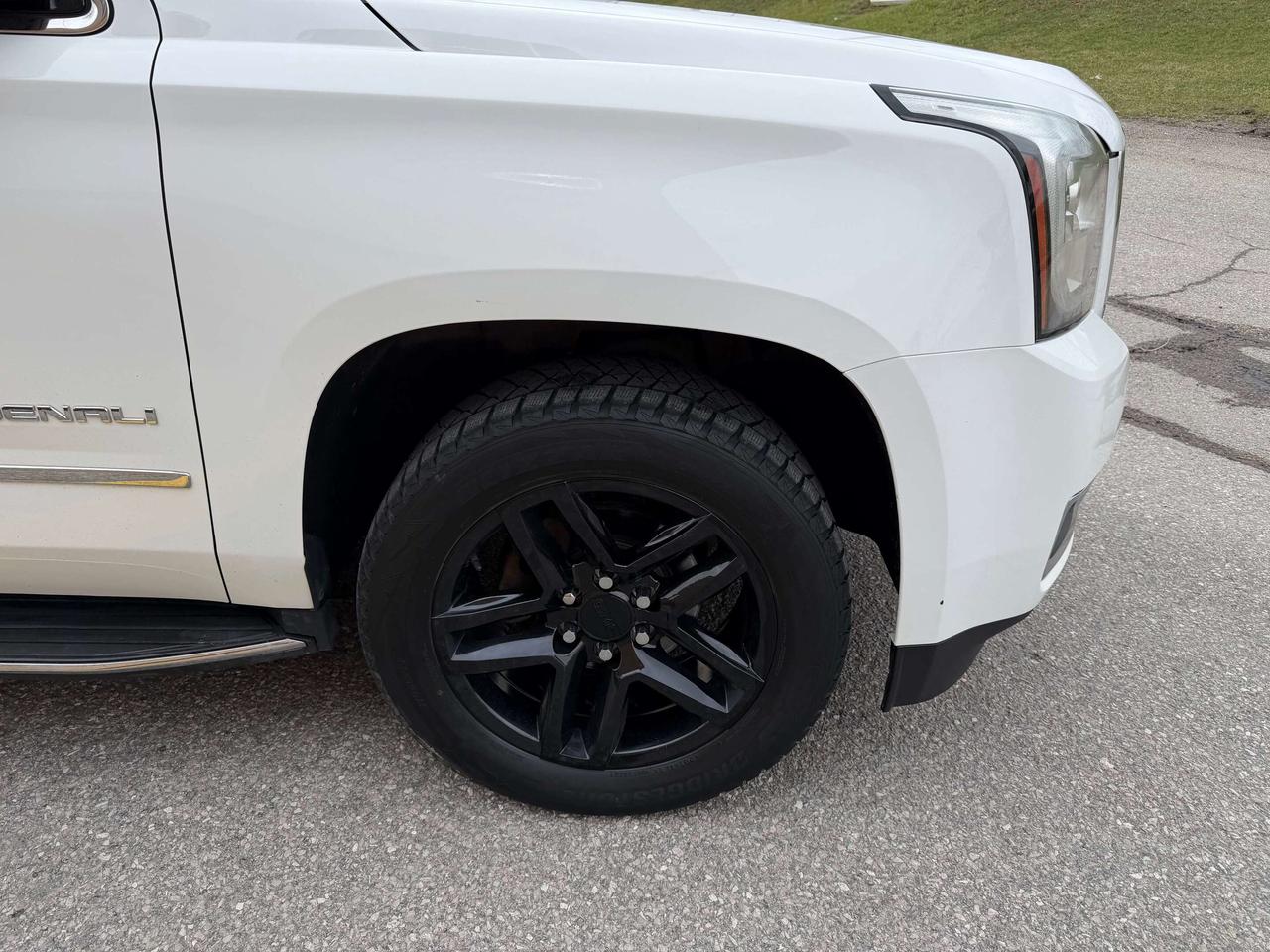 2017 GMC Yukon Denali DVD Heads Up 2 Sets of Wheels Certified Photo