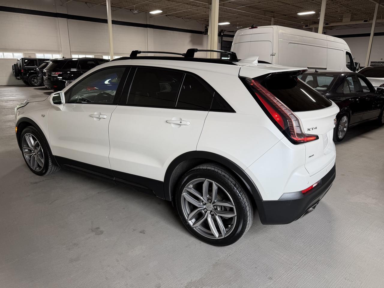 2020 Cadillac XT4 AWD Sport 1 Owner Certified 2 Sets of wheels Photo