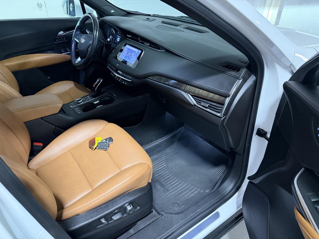 2020 Cadillac XT4 AWD Sport 1 Owner Certified 2 Sets of wheels Photo