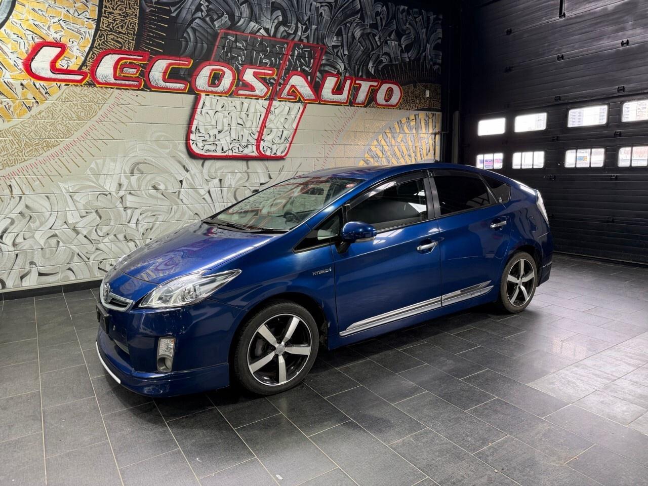 2010 Toyota Prius Plug-In Hybrid XSE ? 2010 Toyota Prius hybrid right hand drive Photo