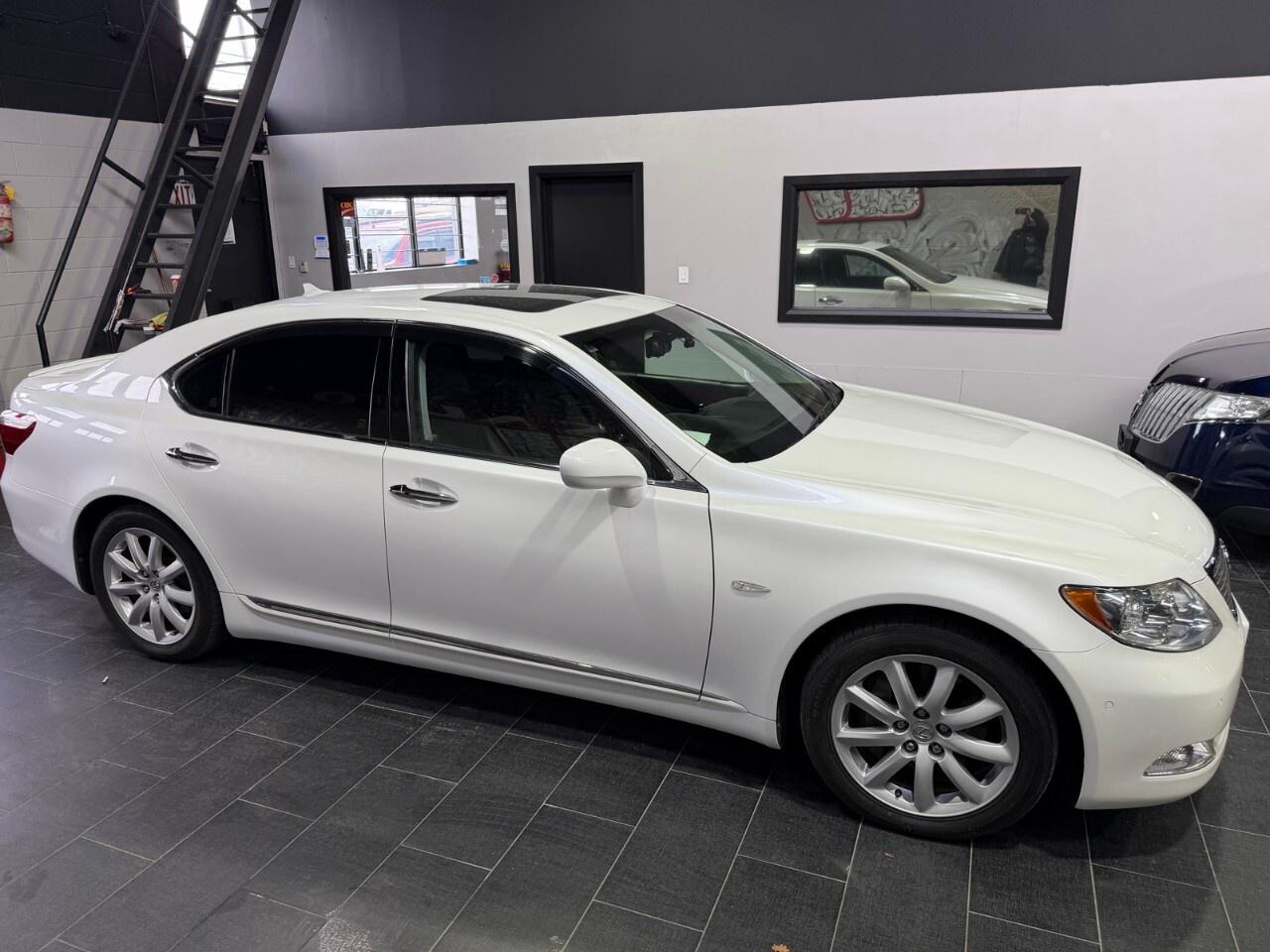 2027 Lexus LS 460 SWB 2007 Lexus LS 460 Right Hand Dr. Photo