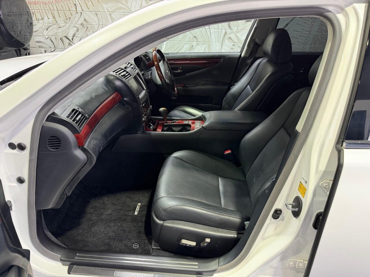 2027 Lexus LS 460 SWB 2007 Lexus LS 460 Right Hand Dr. Photo