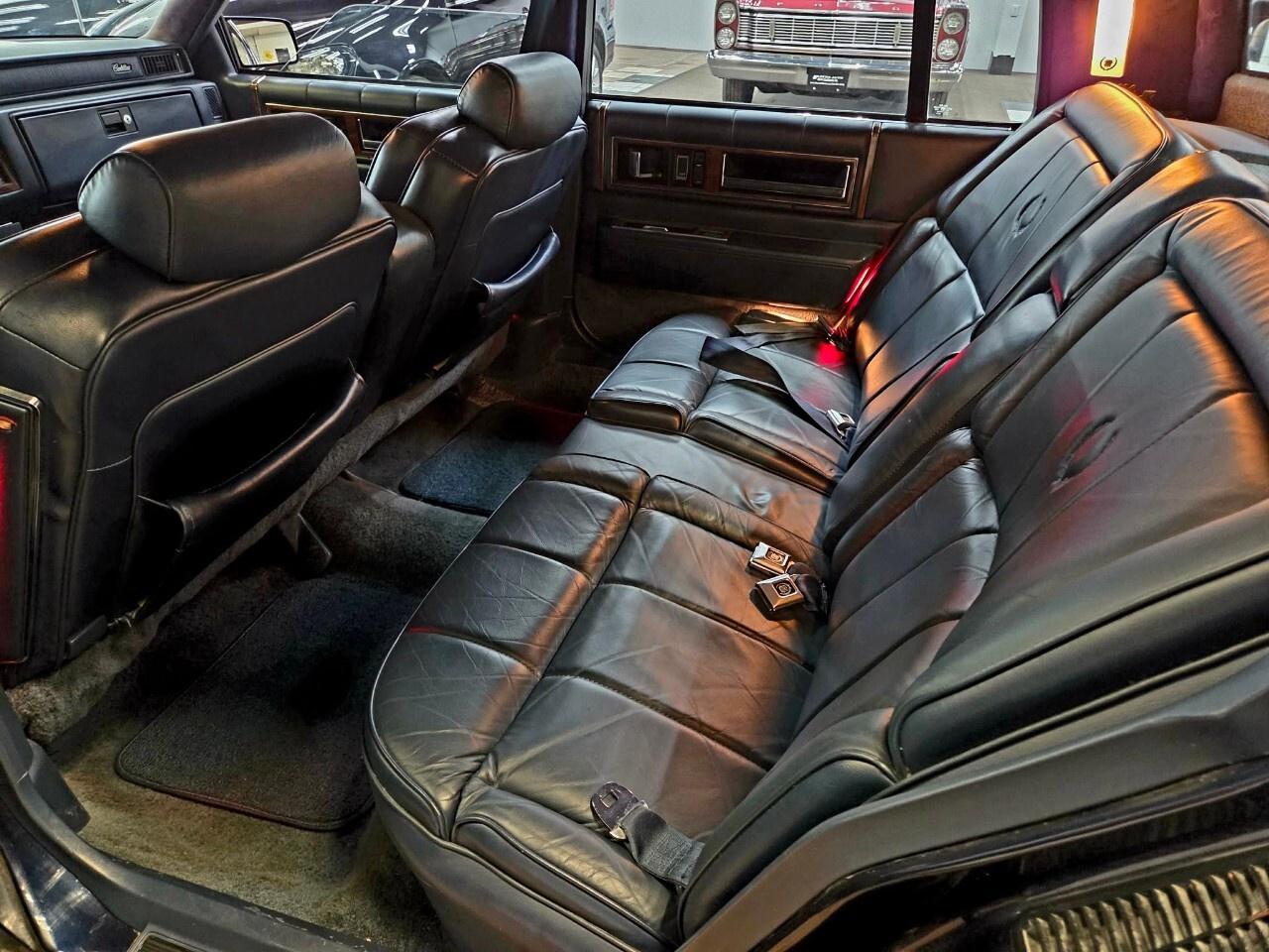 1987 Cadillac DeVille Clean CarFax/Low KMs/No Rust Photo