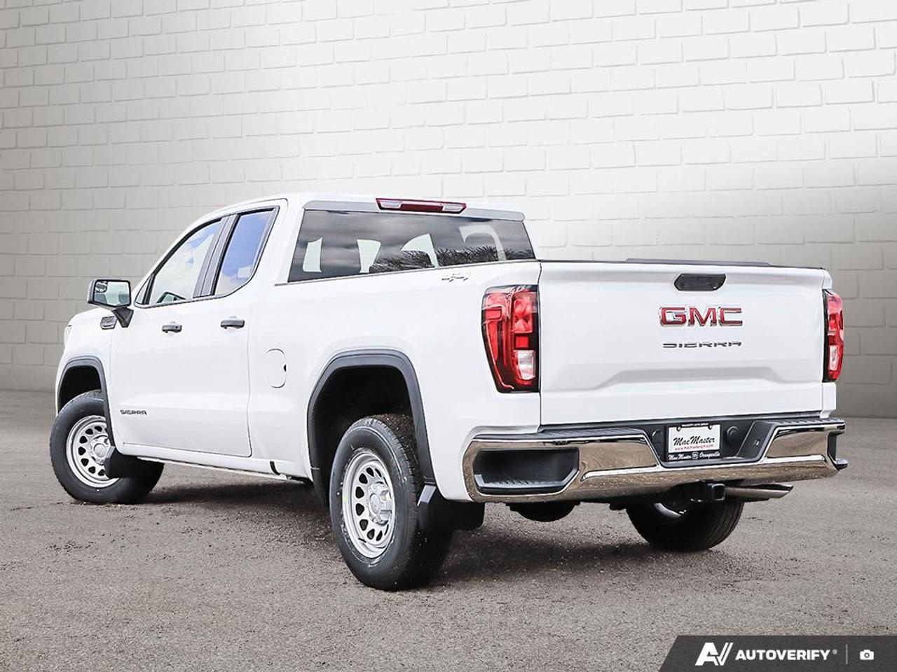 2026 GMC Sierra 1500 Double Cab Standard Box 4-Wheel Drive Pro Photo2