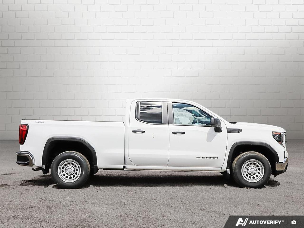 2026 GMC Sierra 1500 Double Cab Standard Box 4-Wheel Drive Pro Photo