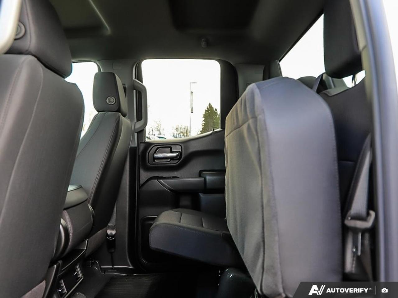 2026 GMC Sierra 1500 Double Cab Standard Box 4-Wheel Drive Pro Photo