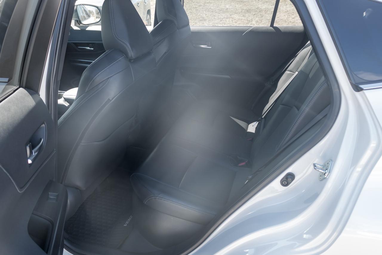 2021 Toyota Venza XLE 4dr All-Wheel Drive Photo