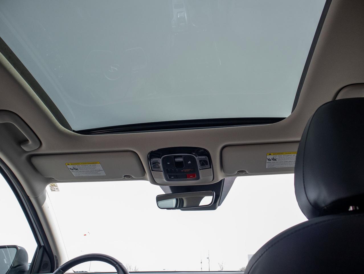 2024 Hyundai Tucson Plug-In Hybrid Ultimate - Moonroof Photo