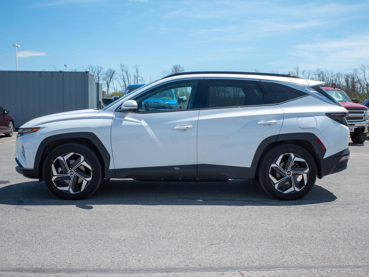2024 Hyundai Tucson Plug-In Hybrid Ultimate - Moonroof Photo4