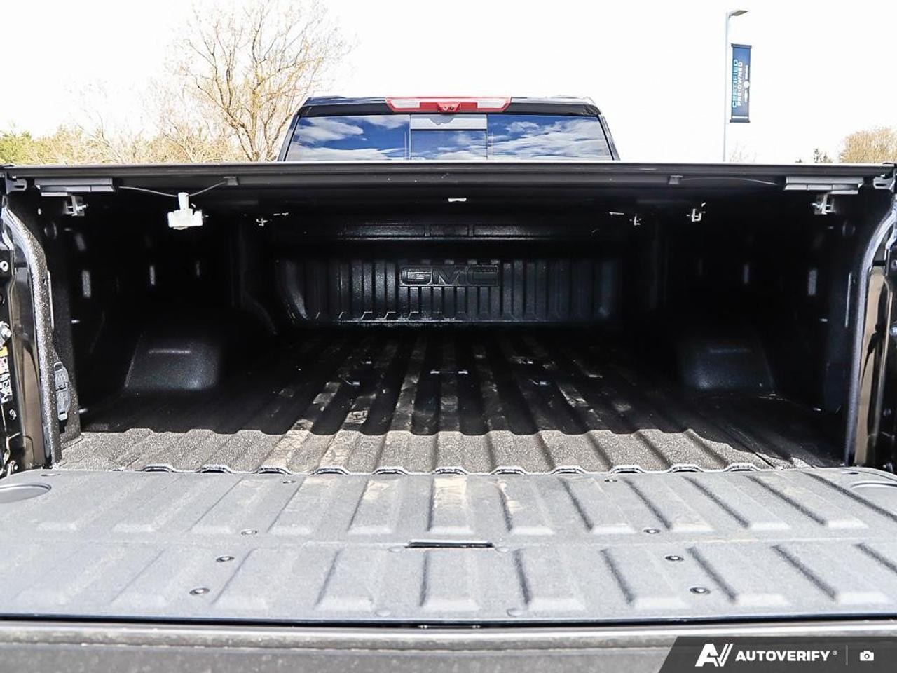 2026 GMC SIERRA 2500HD Crew Cab Standard Box 4-Wheel Drive Denali Photo