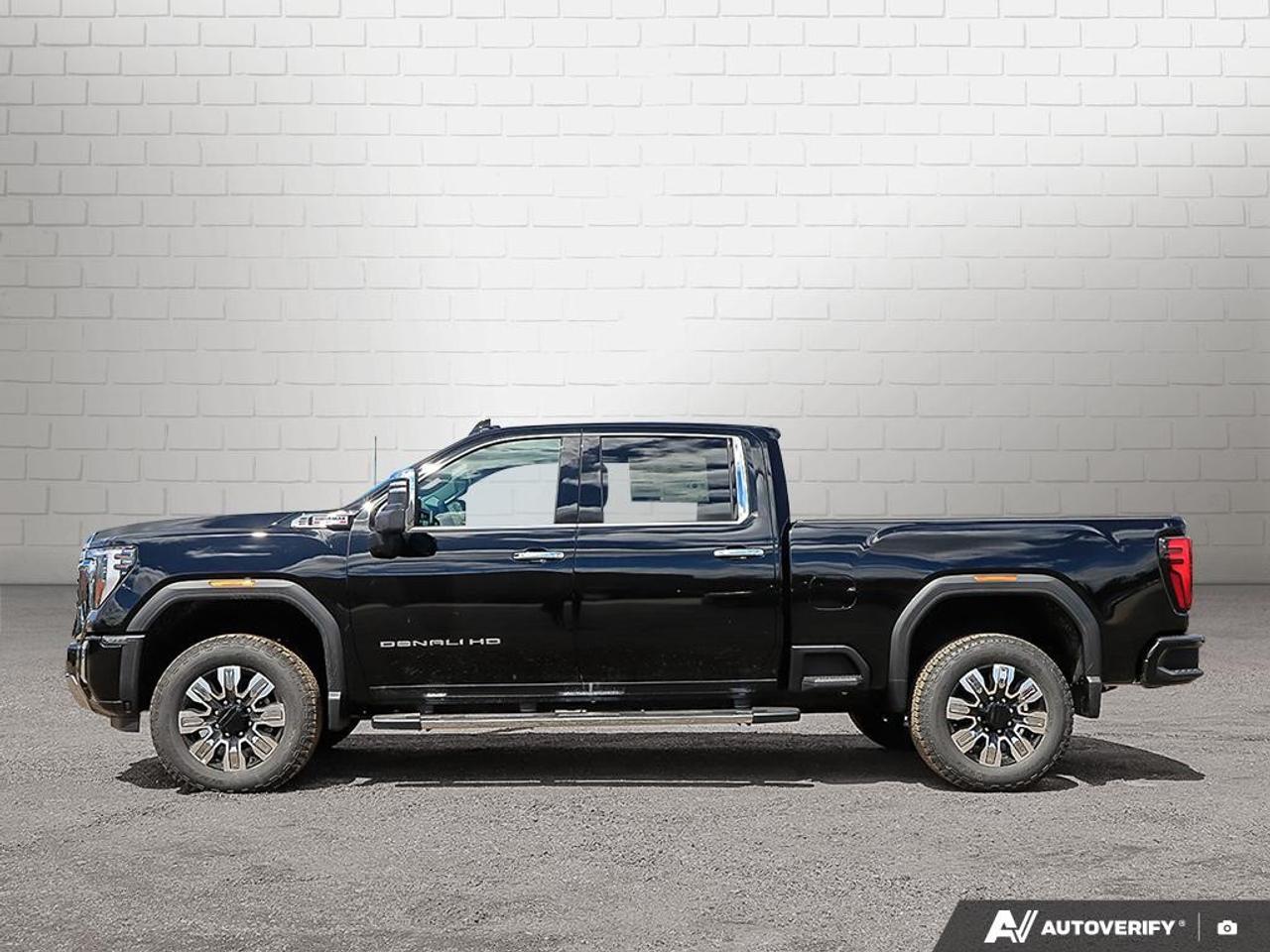 2026 GMC SIERRA 2500HD Crew Cab Standard Box 4-Wheel Drive Denali Photo