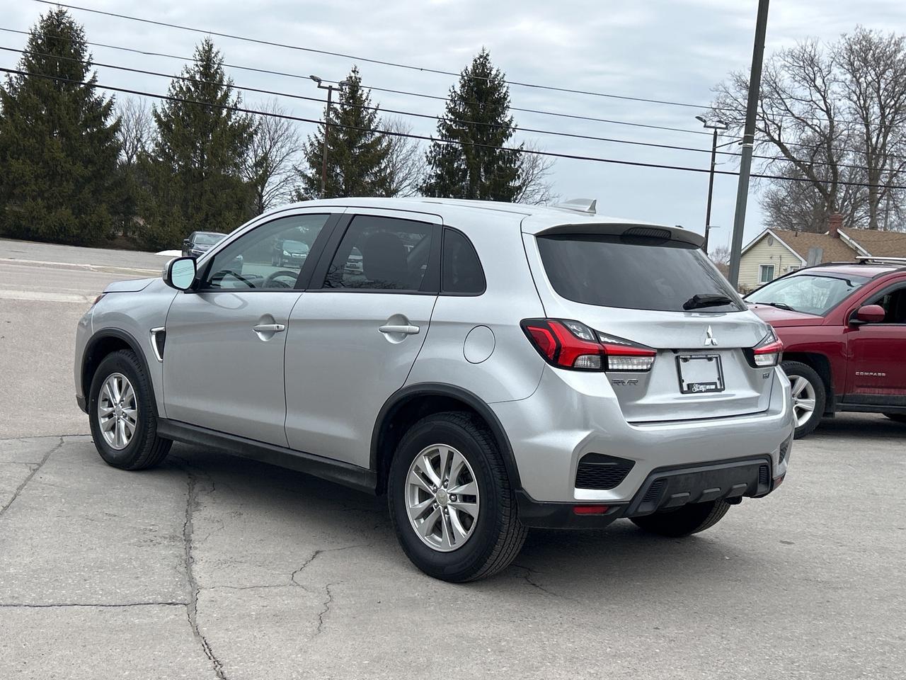 2024 Mitsubishi RVR SE AWD/APPLE CARPLAY&ANDROID AUTO CALL PICTON 53K Photo