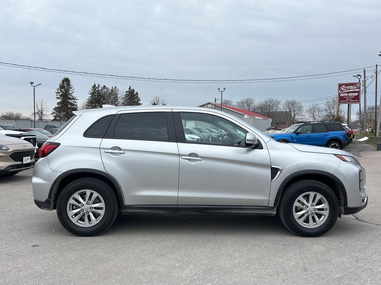 2024 Mitsubishi RVR SE AWD/APPLE CARPLAY&ANDROID AUTO CALL PICTON 53K Photo