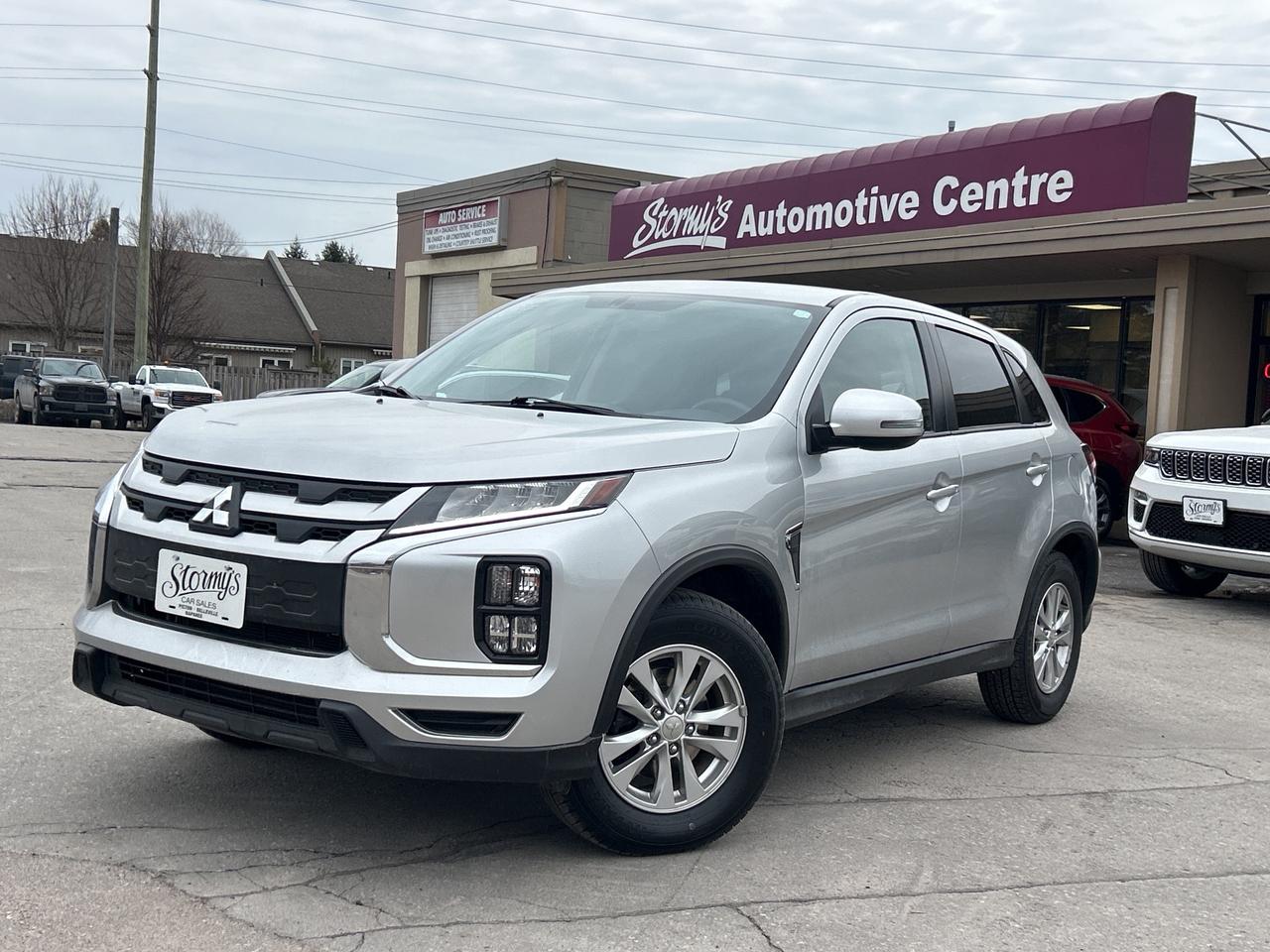 2024 Mitsubishi RVR SE AWD/APPLE CARPLAY&ANDROID AUTO CALL PICTON 53K Photo