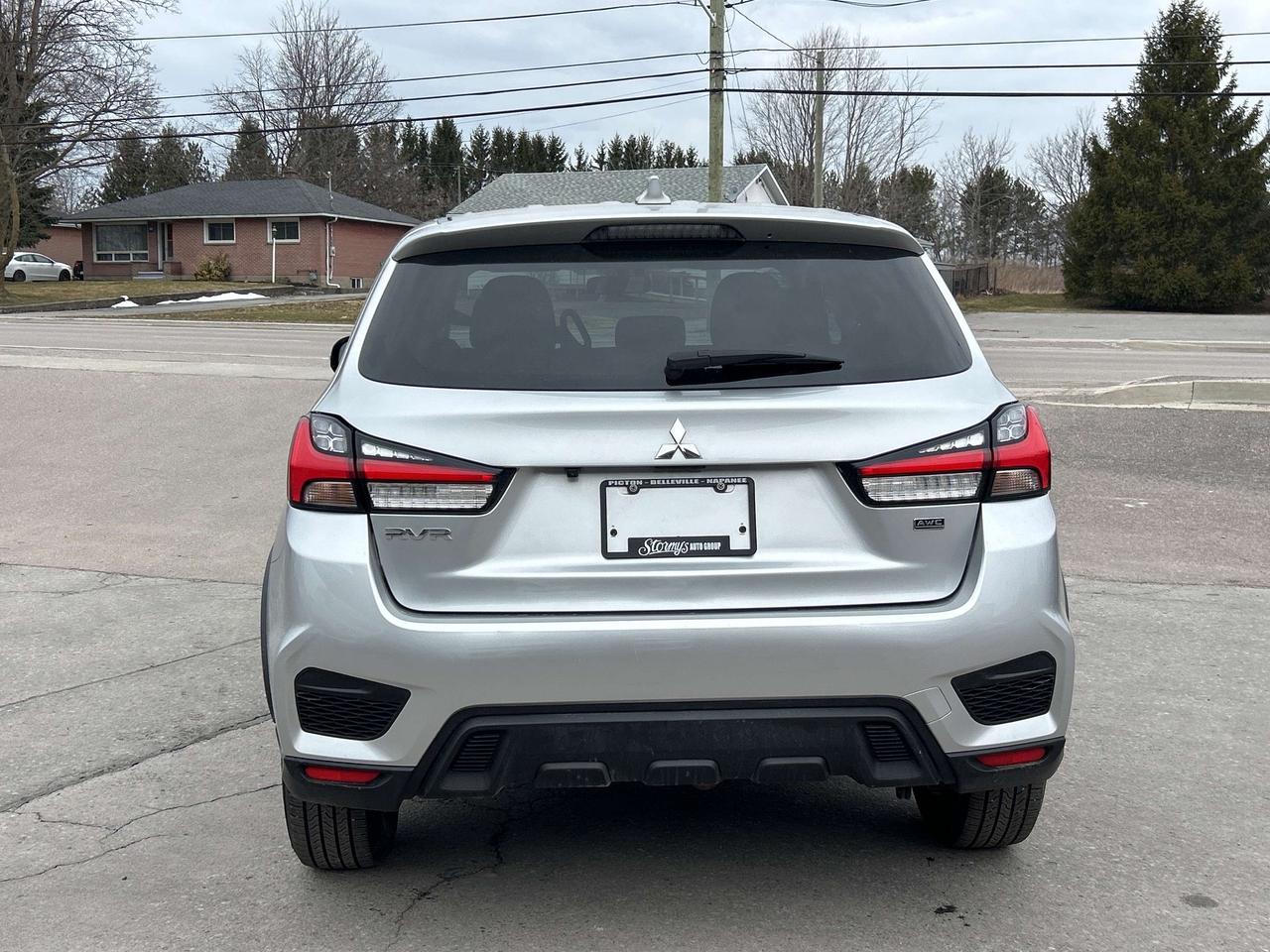 2024 Mitsubishi RVR SE AWD/HTDSEATS/B-U CAM CALL BELLEVILLE Photo3
