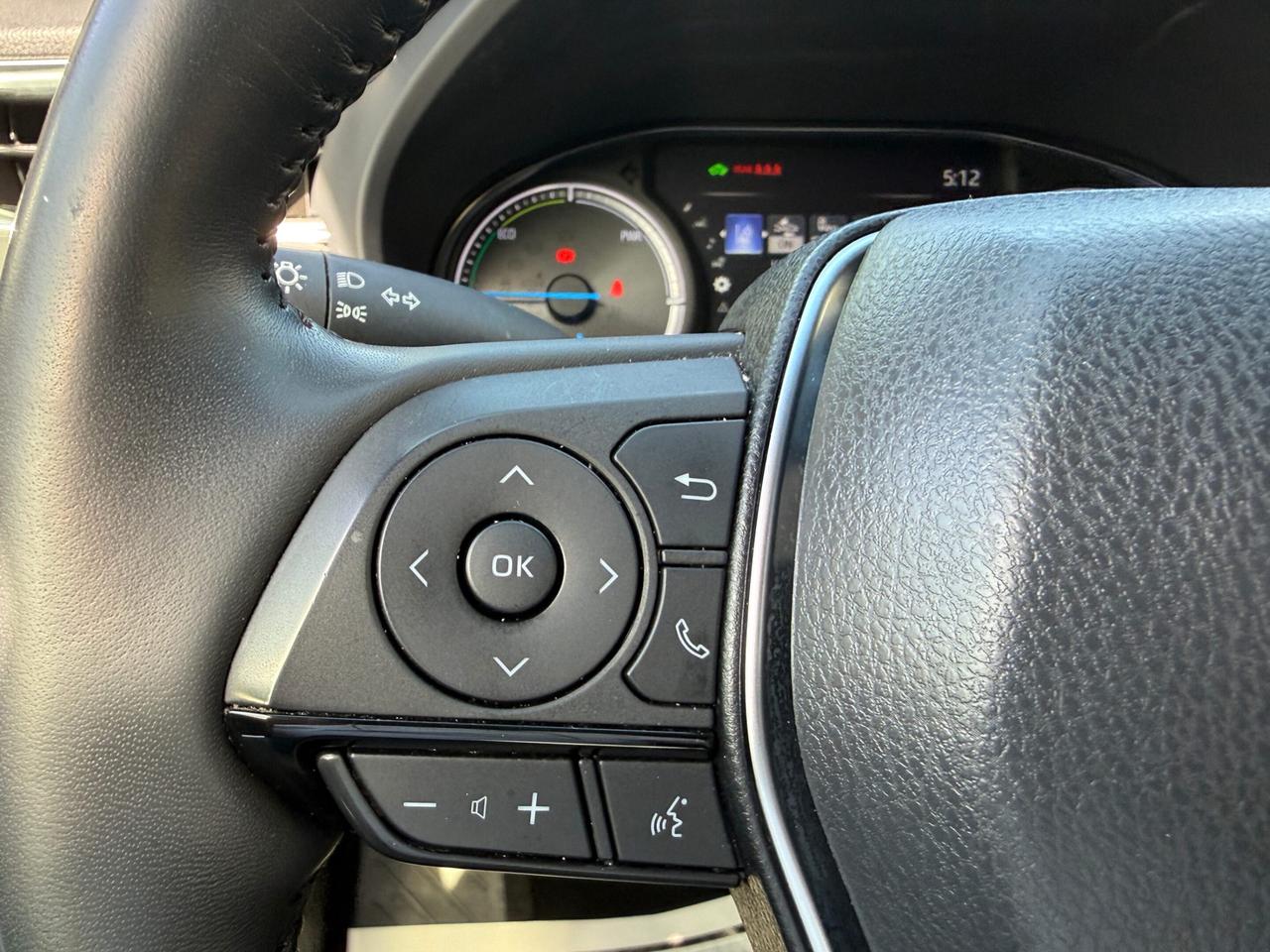2021 Toyota Venza XLE AWD, ONE OWNER, SUNROOF, PUSH BUTTON START Photo