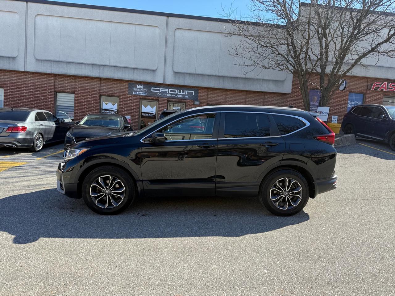 2021 Honda CR-V EX-L AWD, Leather, Sunroof Photo