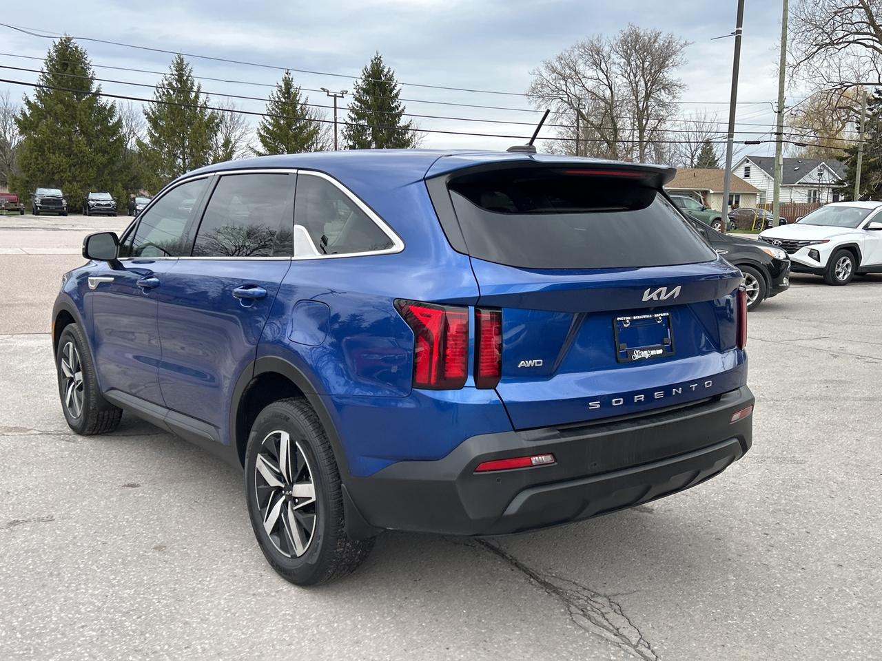 2022 Kia Sorento LX+/BACK UP CAM/HEATED SEATS CALL PICTON Photo