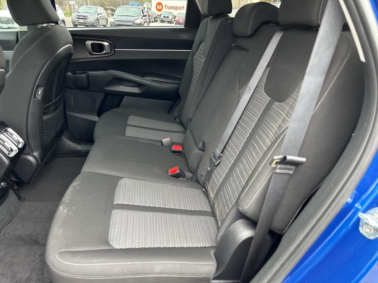 2022 Kia Sorento LX+/BACK UP CAM/HEATED SEATS CALL PICTON Photo