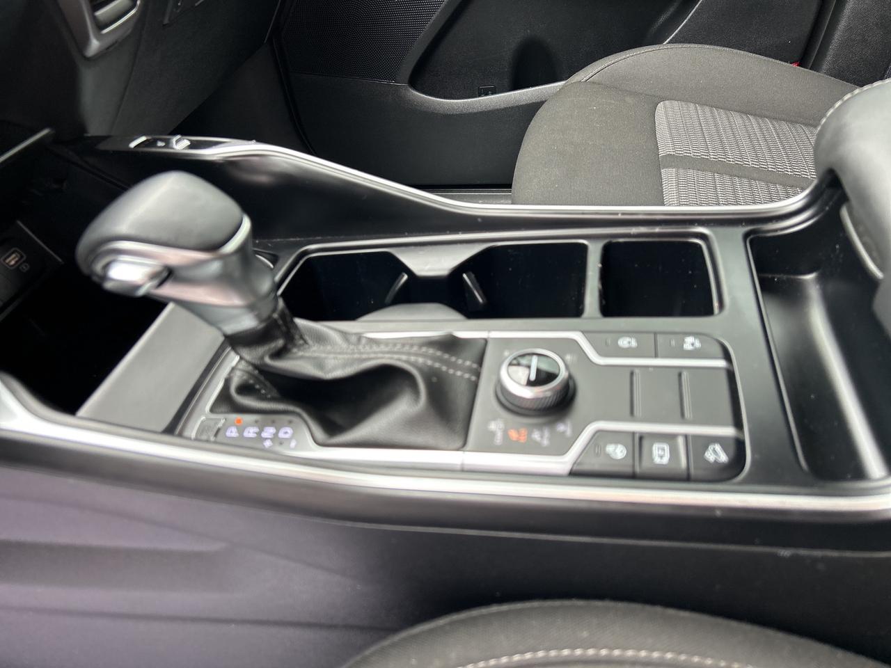 2022 Kia Sorento LX+/BACK UP CAM/HEATED SEATS CALL PICTON Photo